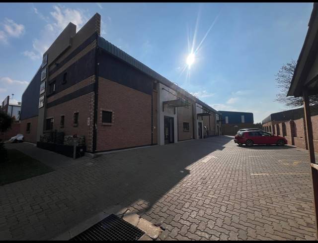 480M² WAREHOUSE TO LET IN SUNDERLAND RIDGE